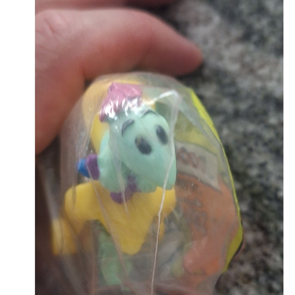 McDonald's Tiny Toon Adventures Gogo Dodo Happy Meal Toy Sealed 90s Vintage 1992 - Picture 3 of 4